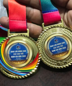 Huy chương kim loại dây đeo đẹp