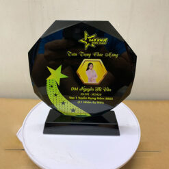 Kỷ niệm chương pha lê đen