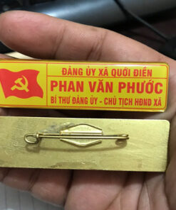 Thẻ tên ghim cài