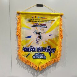 Cờ lưu niệm bóng chuyền giải nhất