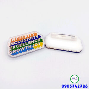 Huy hiệu mica làm theo yêu cầu