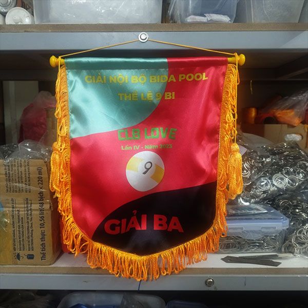 Cờ lưu niệm nhiều màu