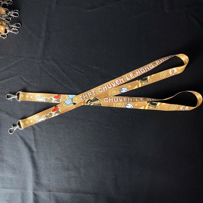 Dây đeo thẻ trường thpt theo yêu cầu Làm dây lanyard theo yêu cầu