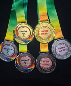 Huy chương kim loại cao cấp