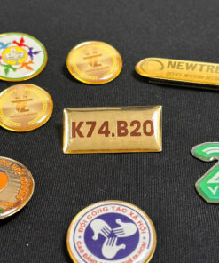 Làm Huy Hiệu Kim Loại Theo Yêu Cầu - Giá rẻ