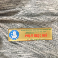 Bảng Tên Cài Áo Đổ Keo Trong