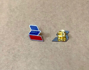 Huy hiệu kim loại đổ keo dùng trong sự kiện