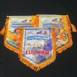 cờ lưu niệm sinh viên