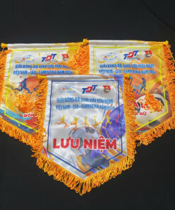 cờ lưu niệm sinh viên