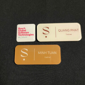 Huy hiệu kim loại cài áo