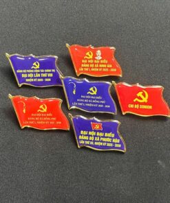 Huy hiệu cờ Đảng