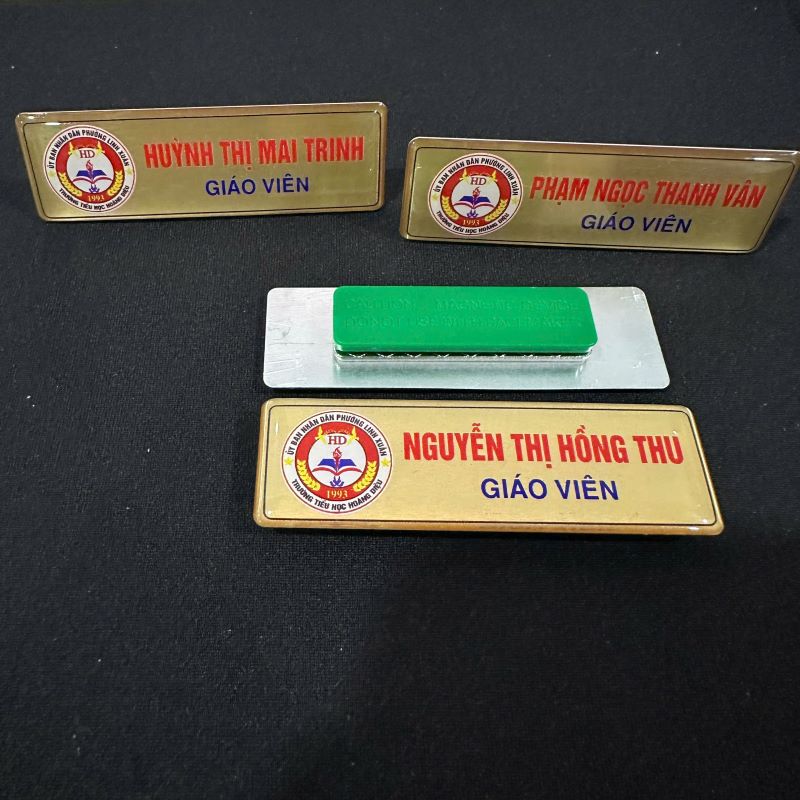 Bảng tên kim loại phủ keo