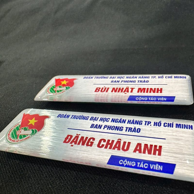 Làm bảng tên kim loại