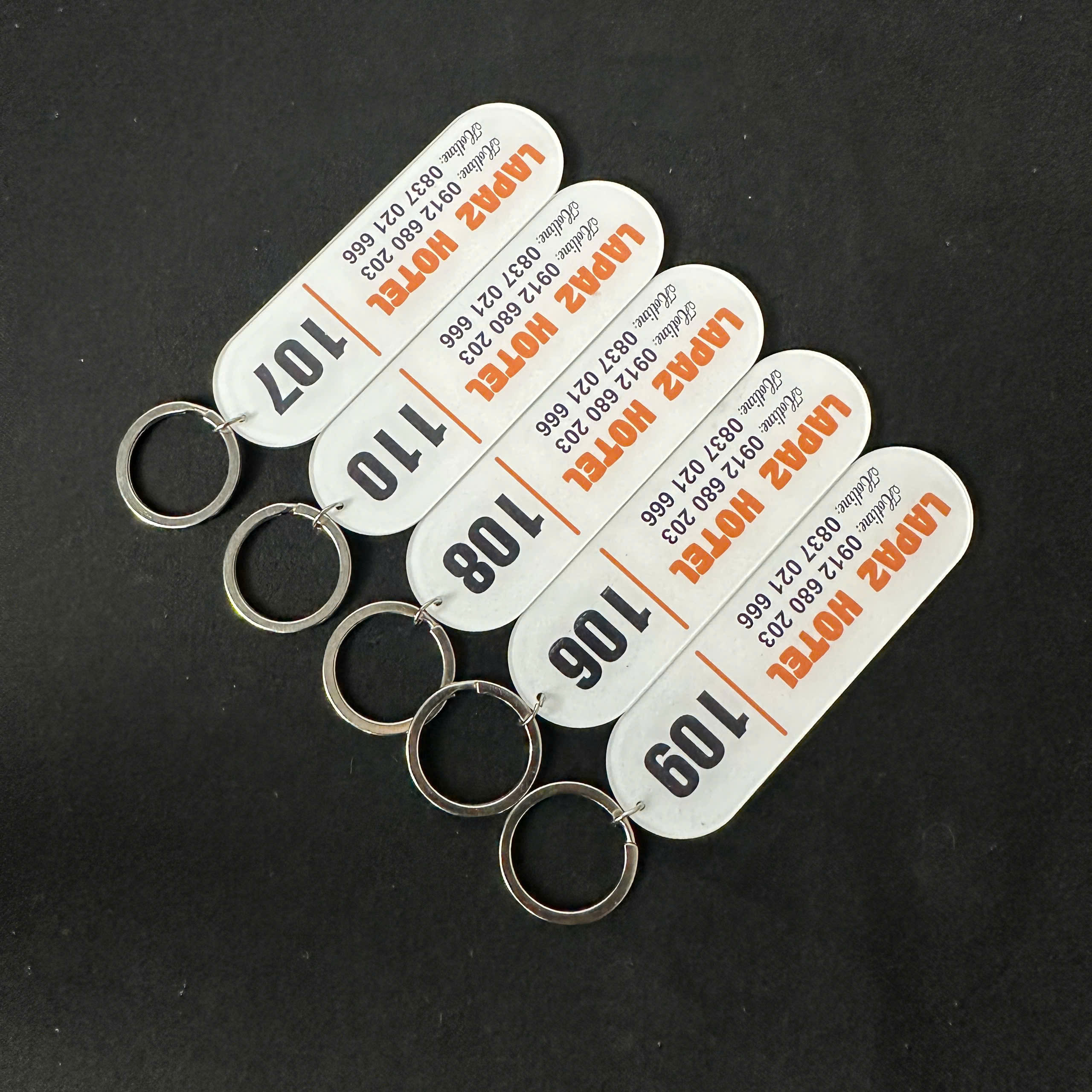 moc-khoa-khach-san-dep 1