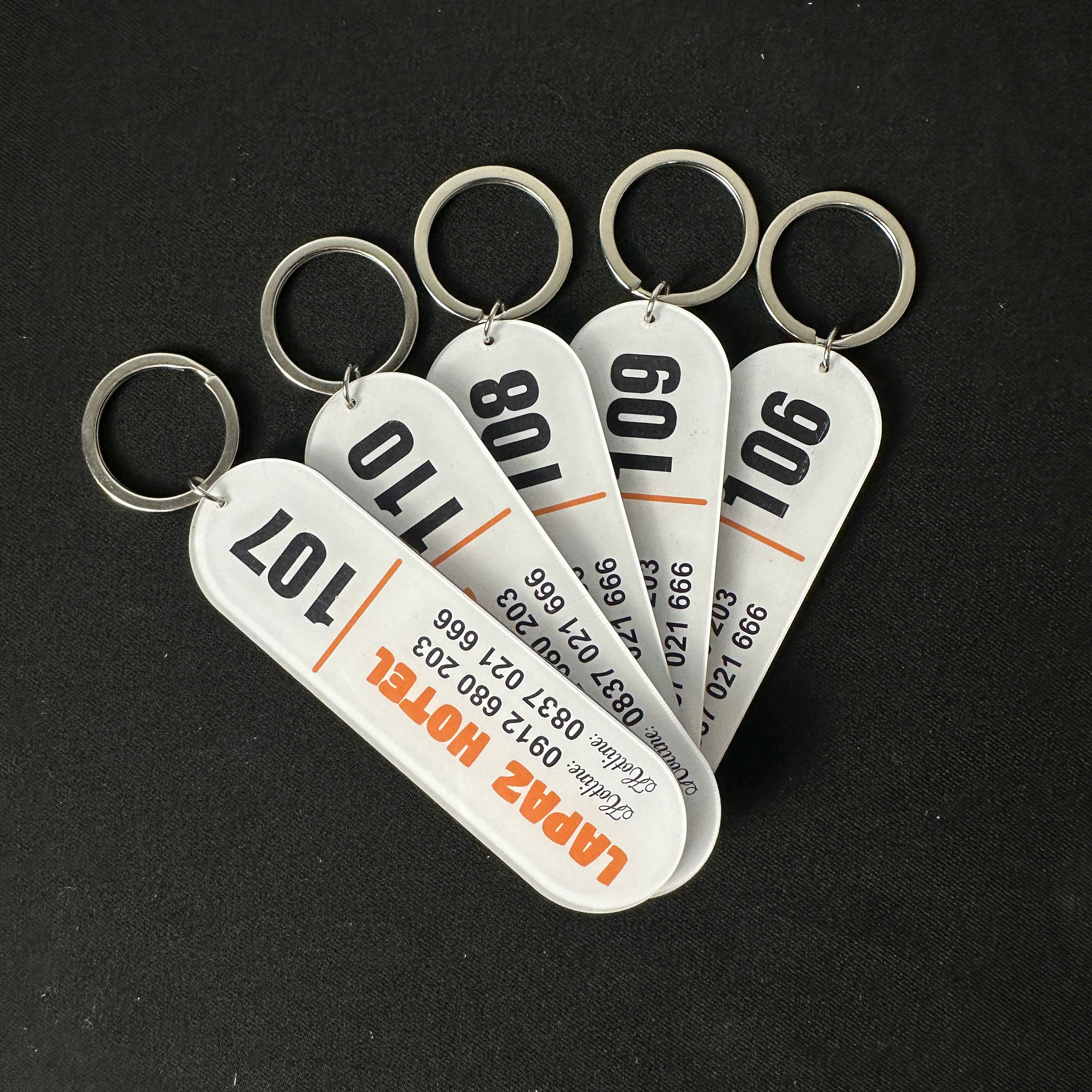 moc-khoa-khach-san-dep 2