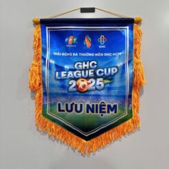 Cờ bóng đá trường học