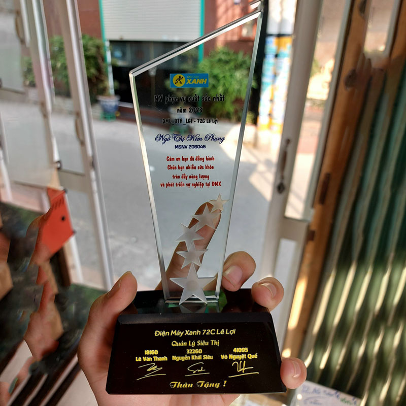 ky-niem-chuong-cam-on-dong-hanh