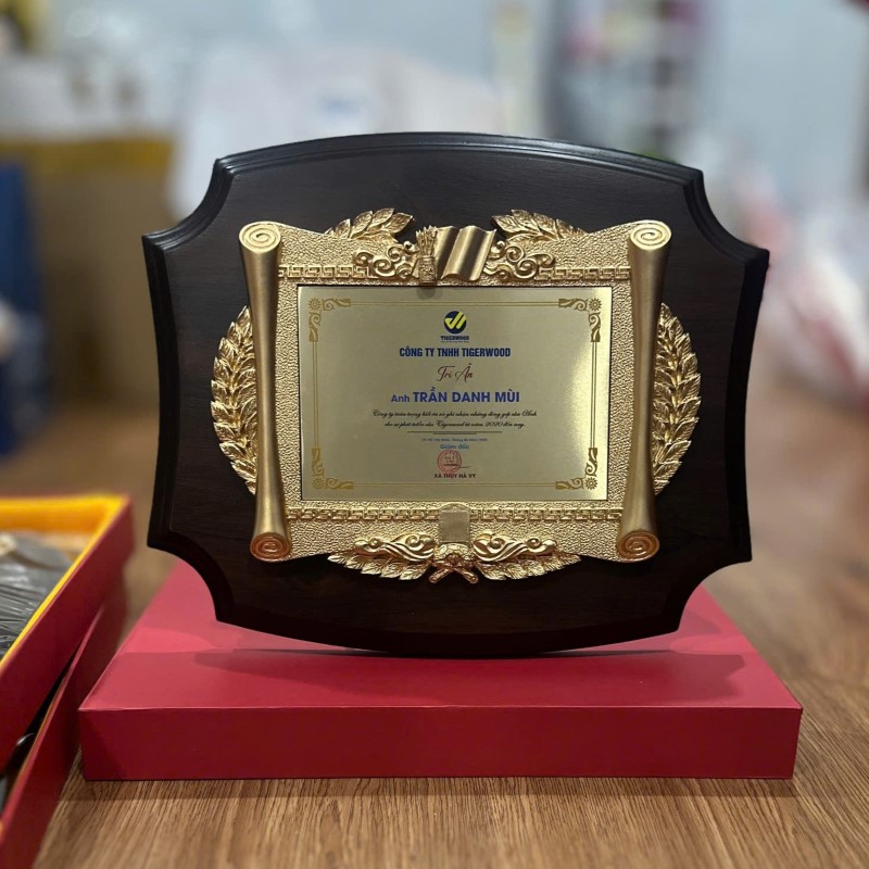 Kỷ niệm chương gỗ đồng