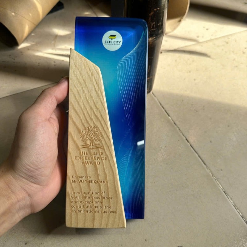 Kỷ niệm chương làm theo yêu cầu