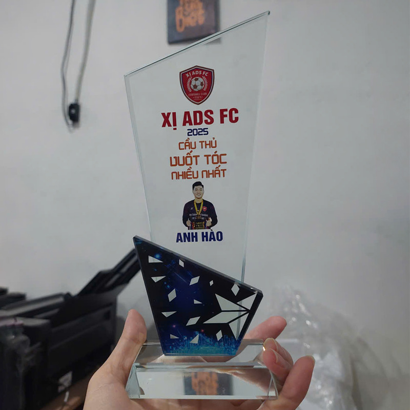 ky-niem-chuong-qua-tang-teammate-2 Kỷ niệm chương in theo yêu cầu