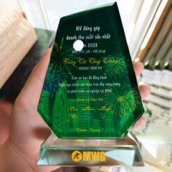 Cup vinh danh thành viên team