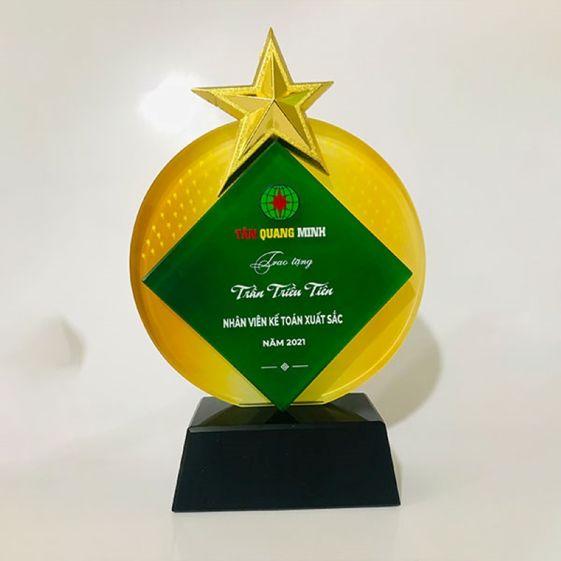 ky-niem-chuong-tang-nhan-vien-xuat-sac