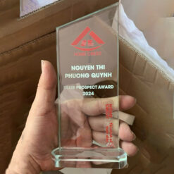 Kỷ niệm chương khen tặng cuối năm