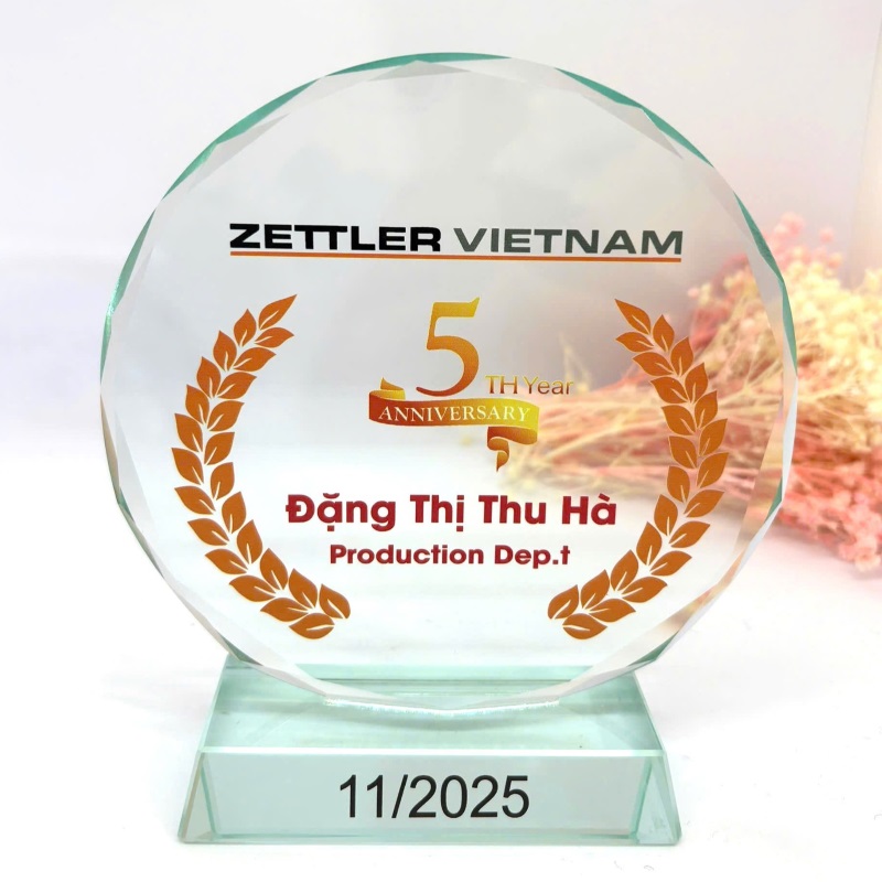 Mẫu kỷ niệm chương vinh danh