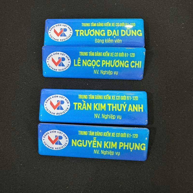 bang-ten-phu-keo-epoxy