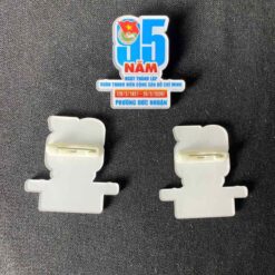 Huy hiệu đoàn 95 năm in 2 mặt