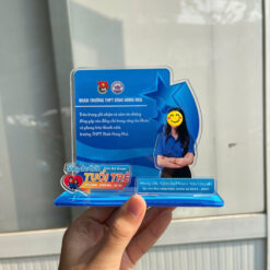 Cúp acrylic kỷ niệm thành lập Đoàn