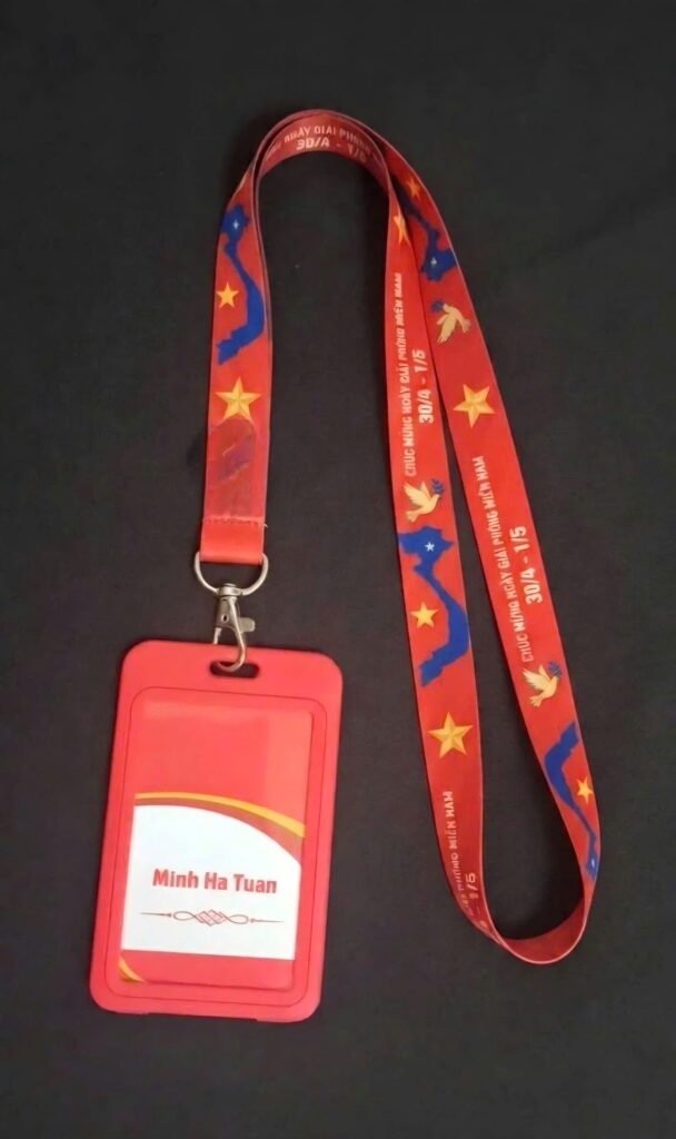 Dây đeo thẻ 30-4