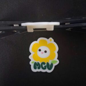 Huy hiệu nhựa mica in UV