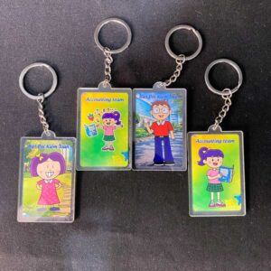 Móc khóa mica in UV viền trong suốt