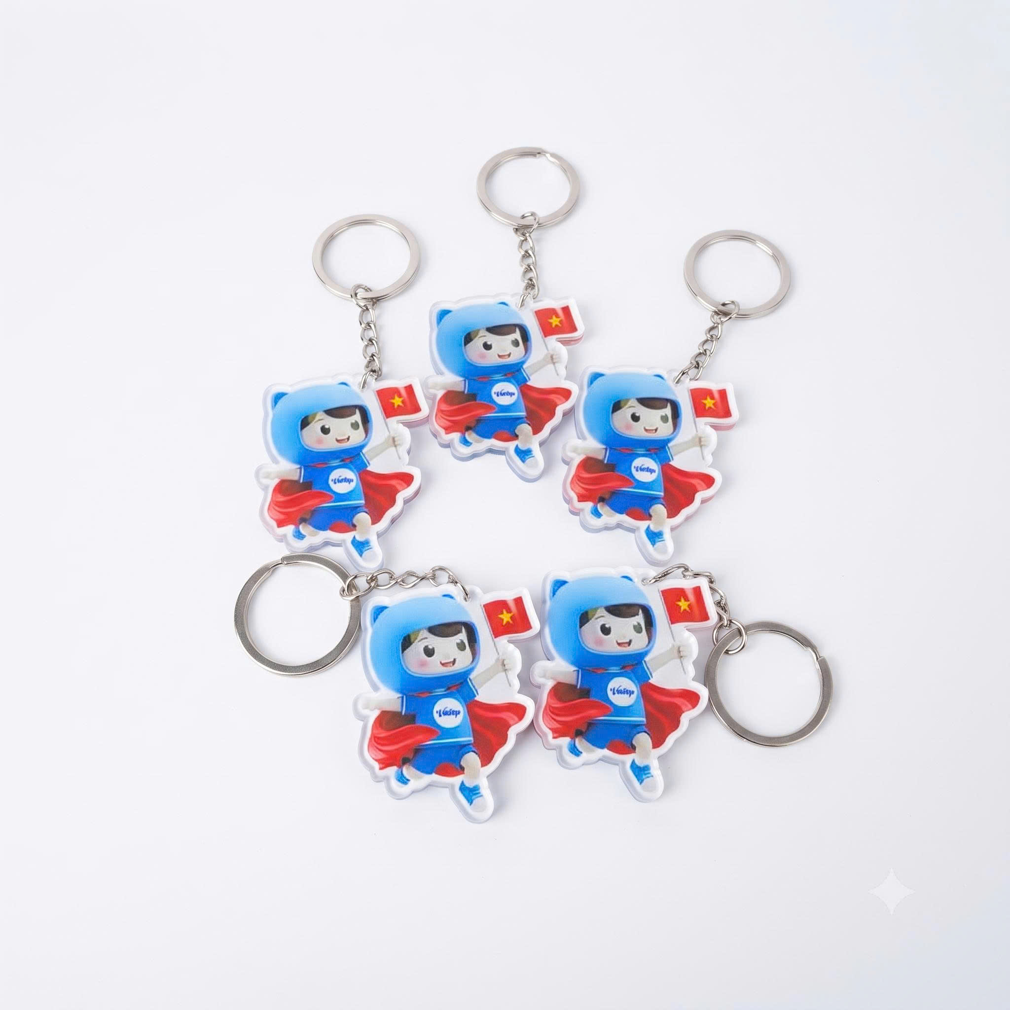 Móc khóa mica in hình theo yêu cầu